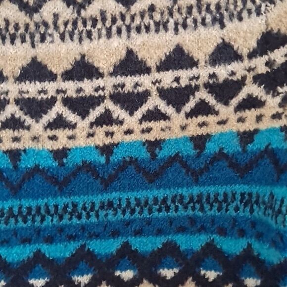 Gap ladies V neck sweater NWOT - Picture 8 of 8